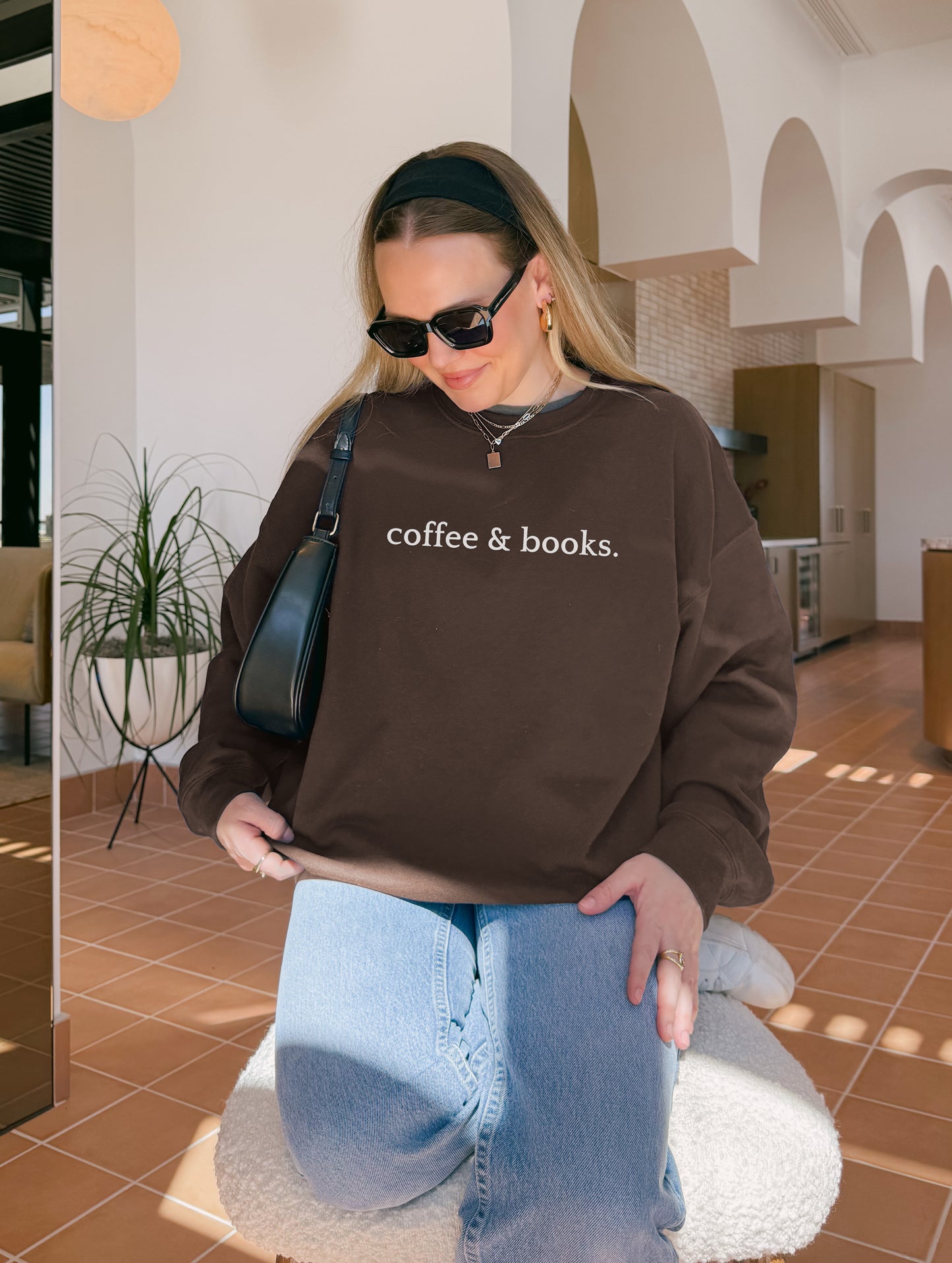 COFFEE & BOOKS 2