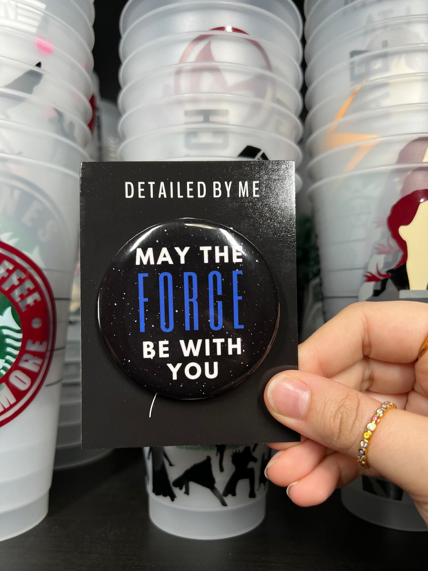 MAY THE FORCE BE WITH YOU BUTTON PIN*